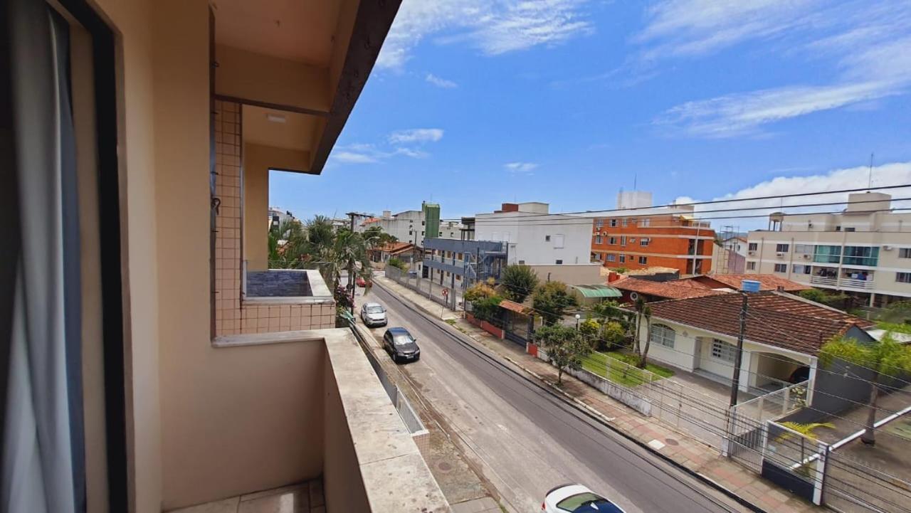 Residencial Lacombe Canasvieiras Apartment *
